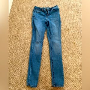 2/26R universal thread jeans